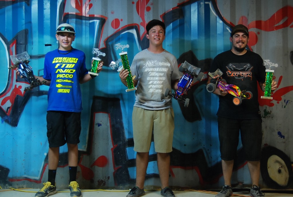 2wd Buggy: TQ - Tyler Hooks, 1st Place - Tyler Hooks, 2nd Place - Jon Moore, 3rd Place - Noah Dickerson